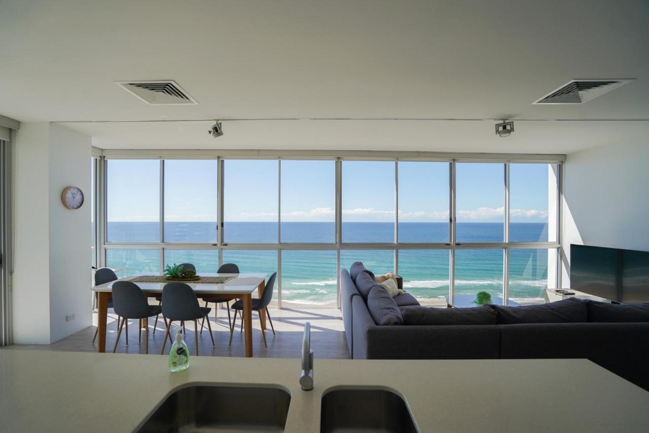 Air On Broadbeach - Stunning Ocean Views! Gold Coast Esterno foto