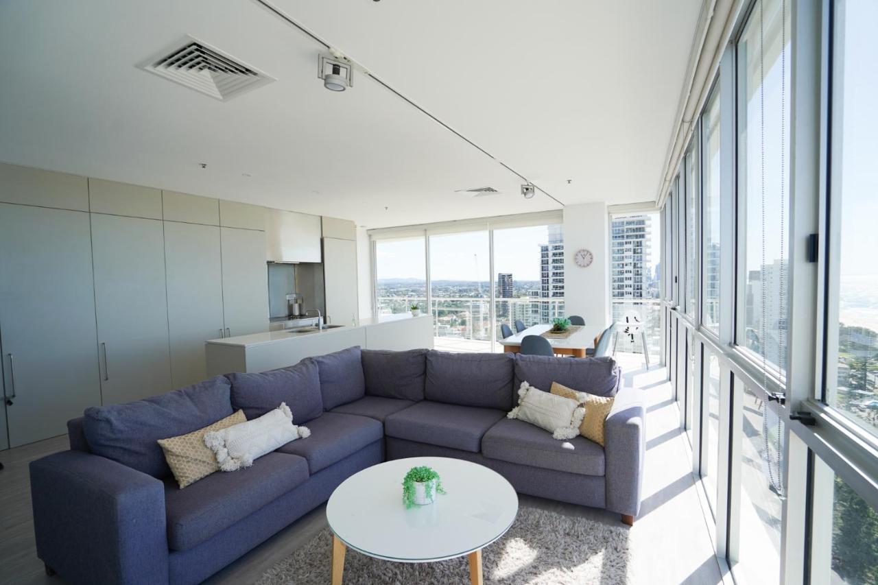 Air On Broadbeach - Stunning Ocean Views! Gold Coast Esterno foto