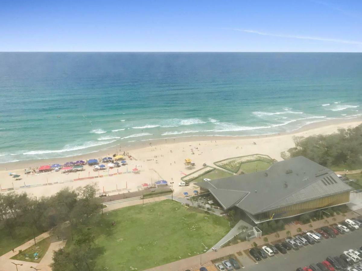 Air On Broadbeach - Stunning Ocean Views! Gold Coast Esterno foto